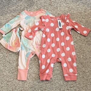 NWT Burt's Bees Old Navy Coral Pink Dot & Pastel Floral One-Piece Set 2 Rompers